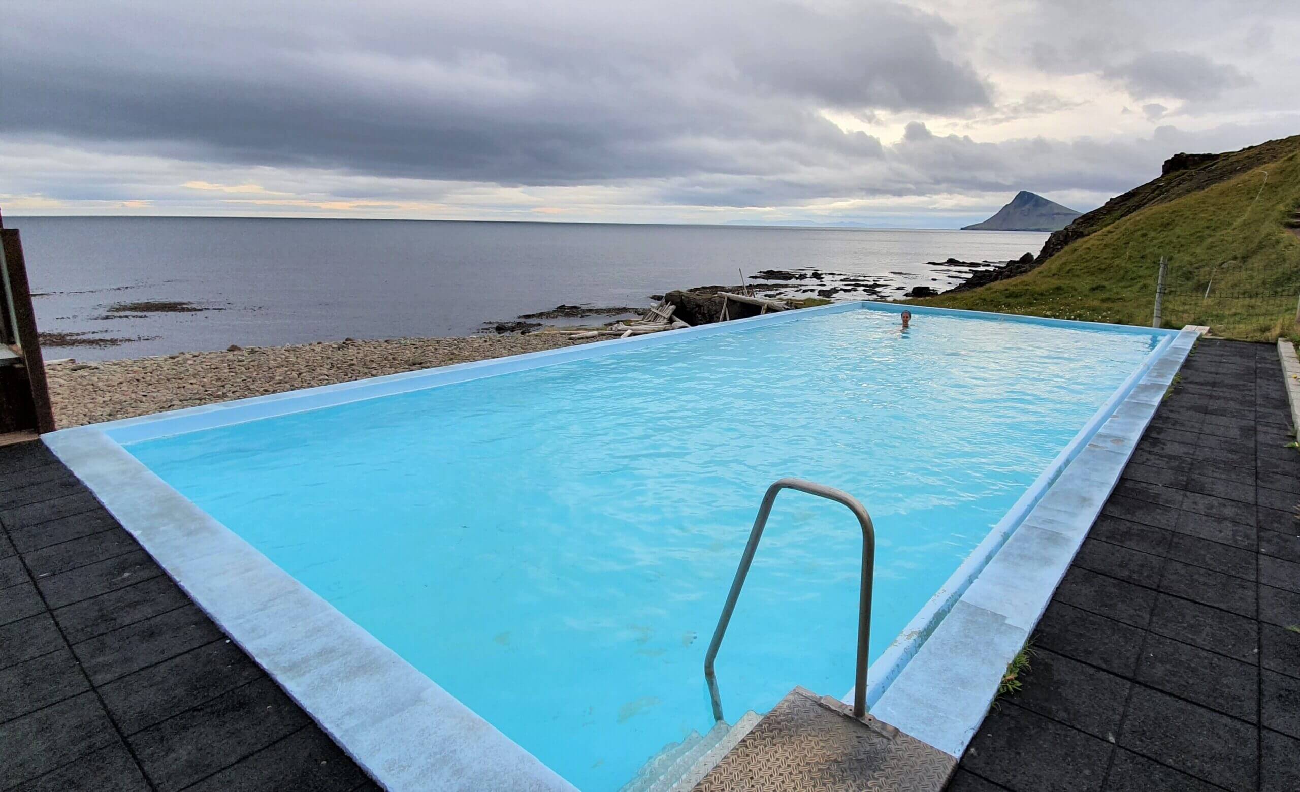 Best Icelandic Hot springs