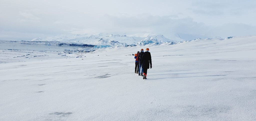 glacier hike local guide