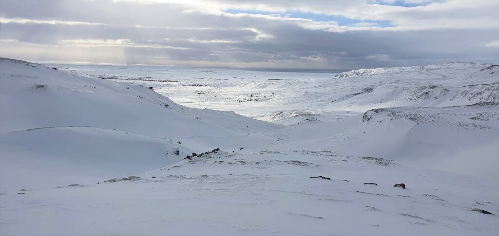 reykjadalur hike winter iceland