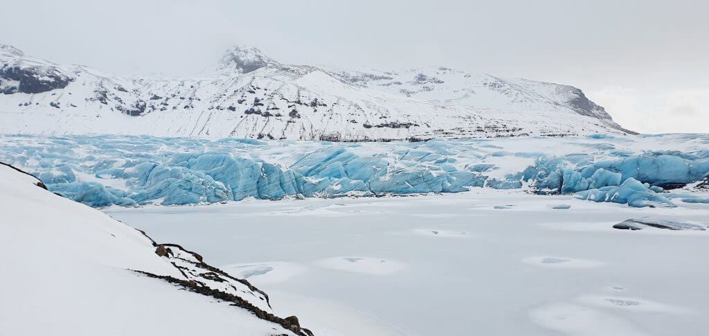 svinafellsjokull glacier walk winter