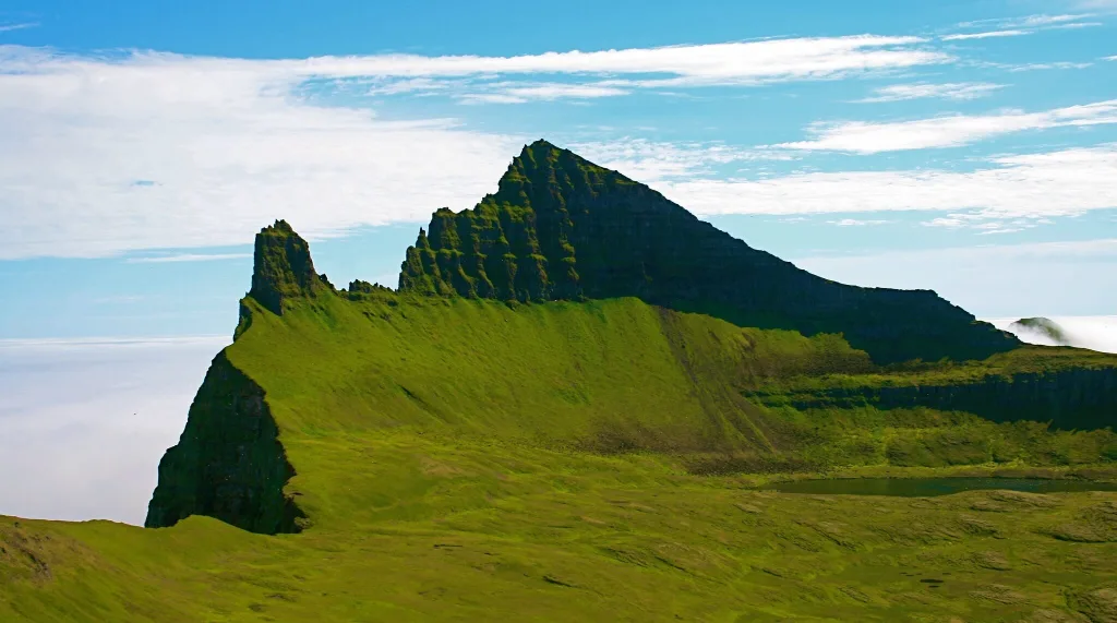Hornbjarg cliffs hornstrandir iceland
