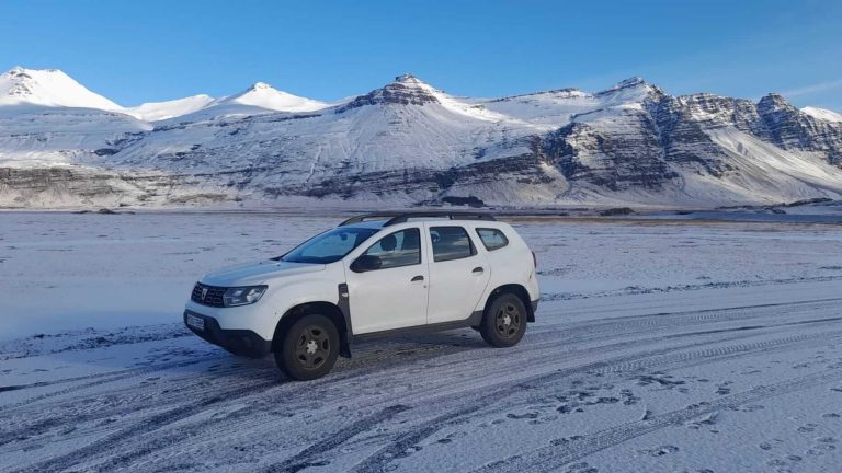 blue car iceland insurance