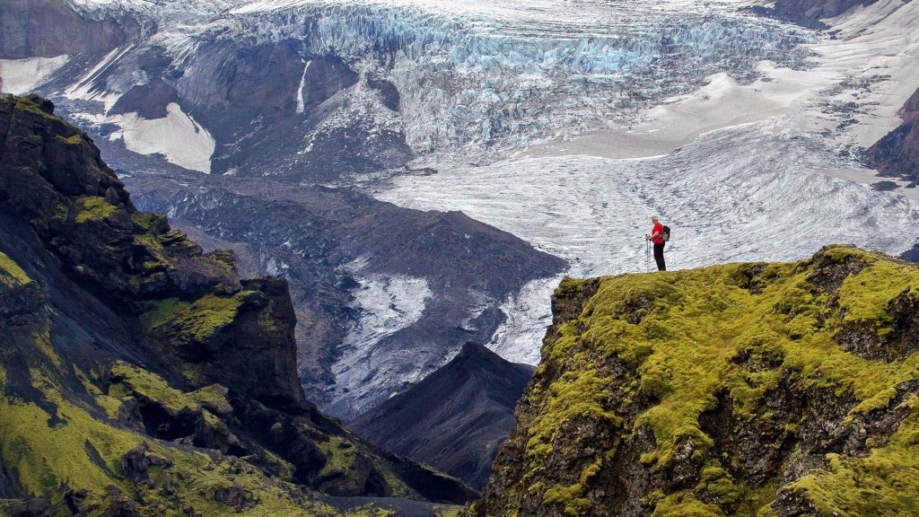 icelandic mountain guides multi day trek